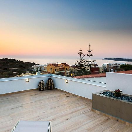Villa Amelia I Free 9 Seater Mini Van & Pool 卡拉塔斯 外观 照片