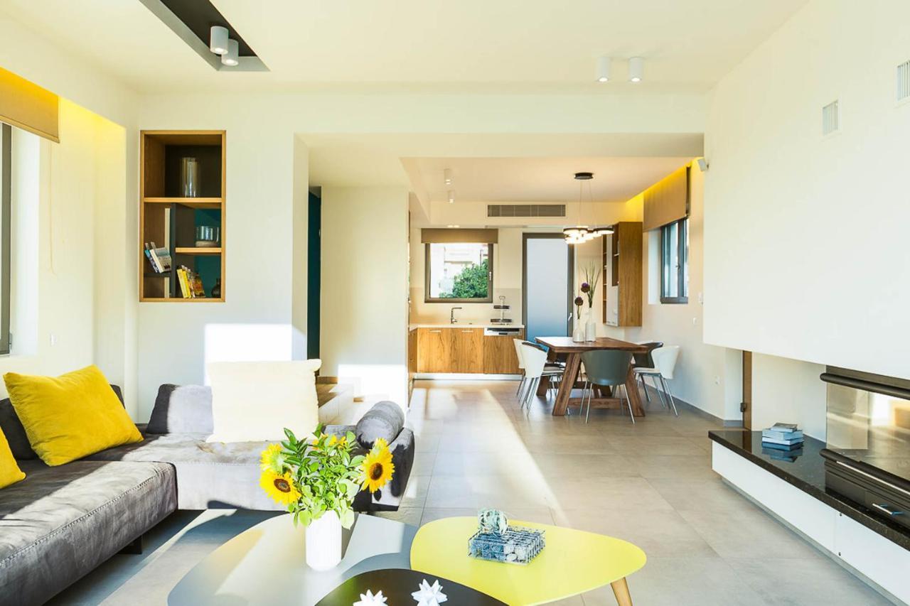 Villa Amelia I Free 9 Seater Mini Van & Pool 卡拉塔斯 外观 照片