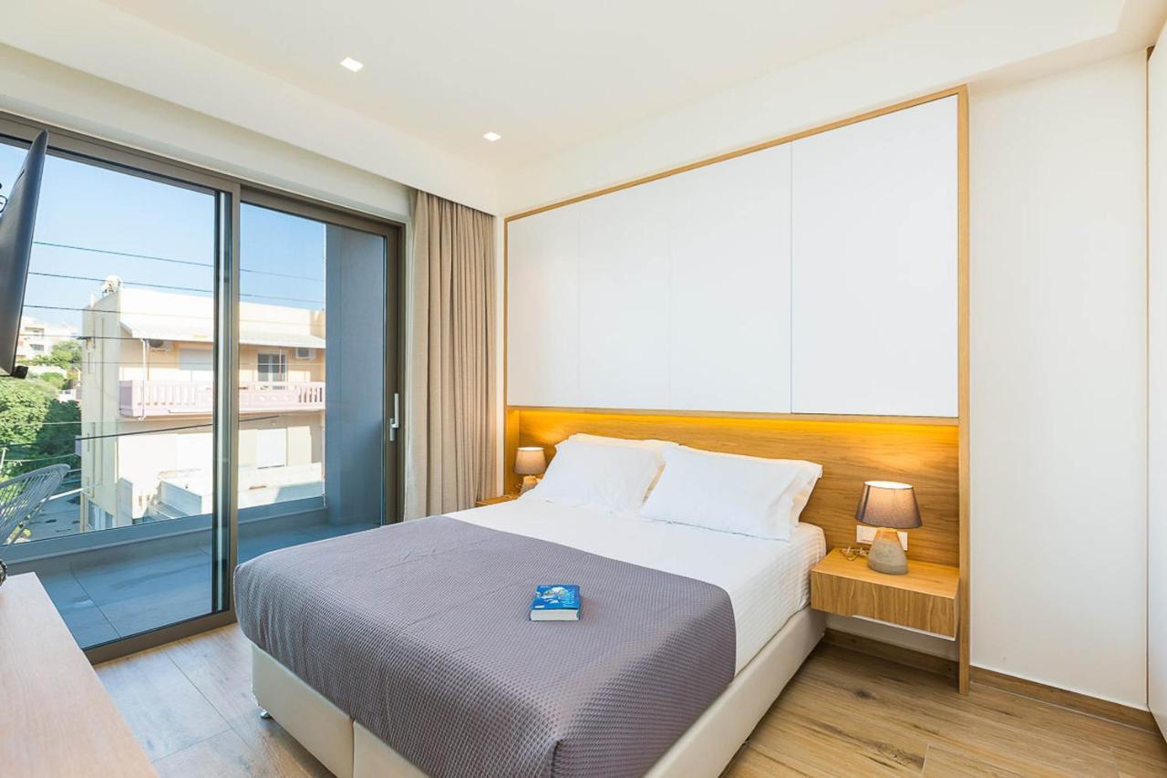 Villa Amelia I Free 9 Seater Mini Van & Pool 卡拉塔斯 外观 照片